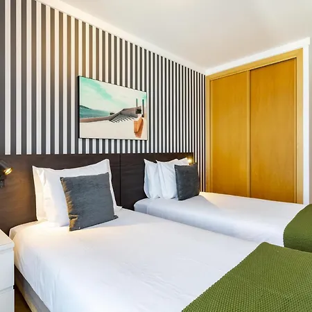 Whome Panoramic View With Elevator, Ac, Garage Perfect For Families & Business Travellers Lisbon Exterior photo